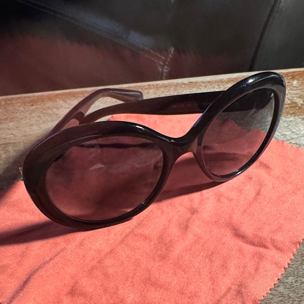 Bobbi Brown Dark Sunglasses